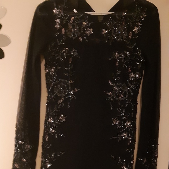 Stunning party wear cocktail embellished dress - Picture 2 of 3